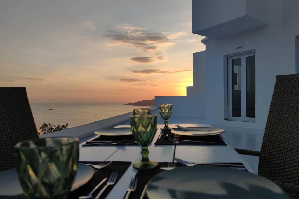 Eolia Luxury Suites Andros Batsíon Exterior photo